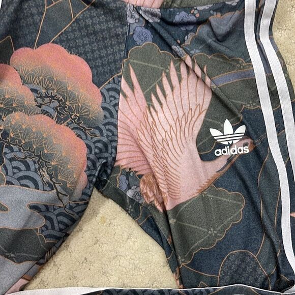 adidas Multicolor Graphic Rita Ora Leggings - Picture 6 of 6